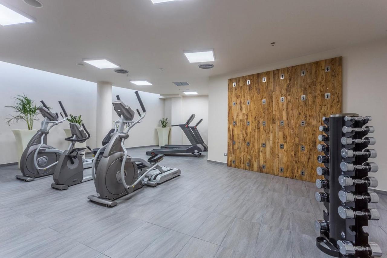 Elysian Luxury Hotel And Spa Каламата Екстериор снимка