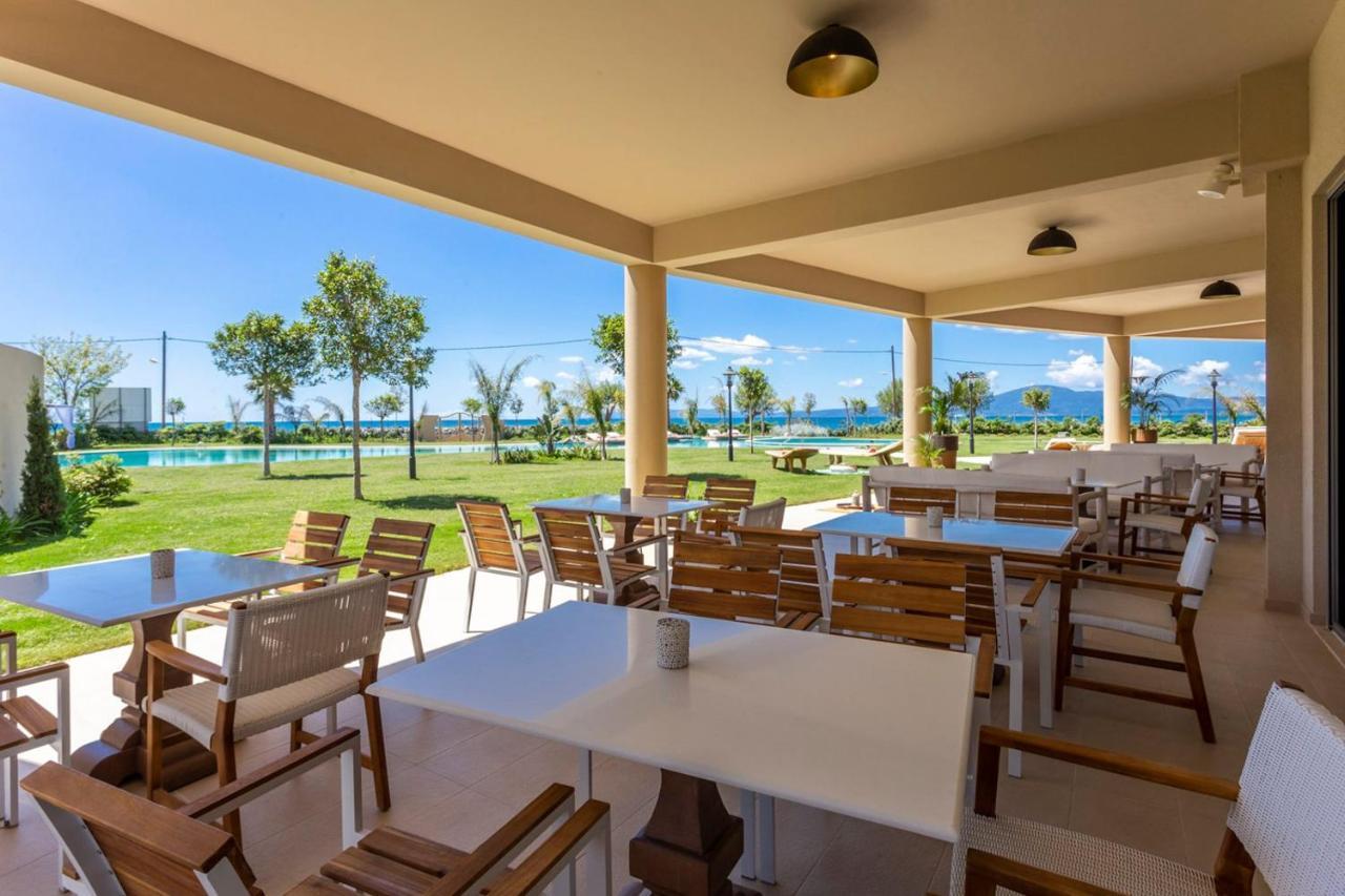 Elysian Luxury Hotel And Spa Каламата Екстериор снимка